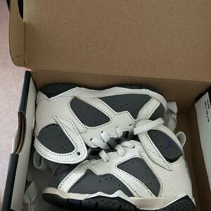 Toddler jordans size 6c